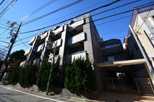 プレミール松庵の物件外観写真